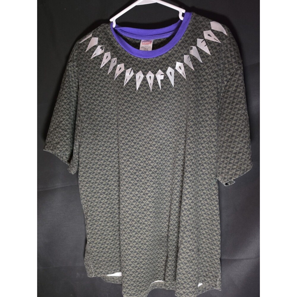 Marvel Black Panther Wakanda Forever Men's XL Gray Purple Graphic T-Shirt - Picture 1 of 3